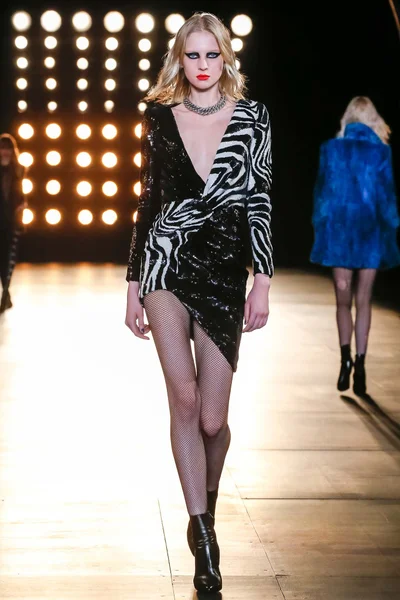 Look 40